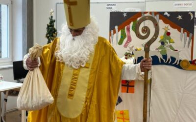 Predstava za učenike i dolazak sv. Nikole